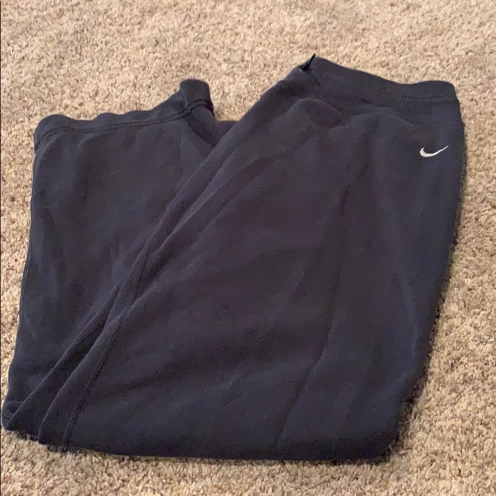 Navy Nike sweat pants